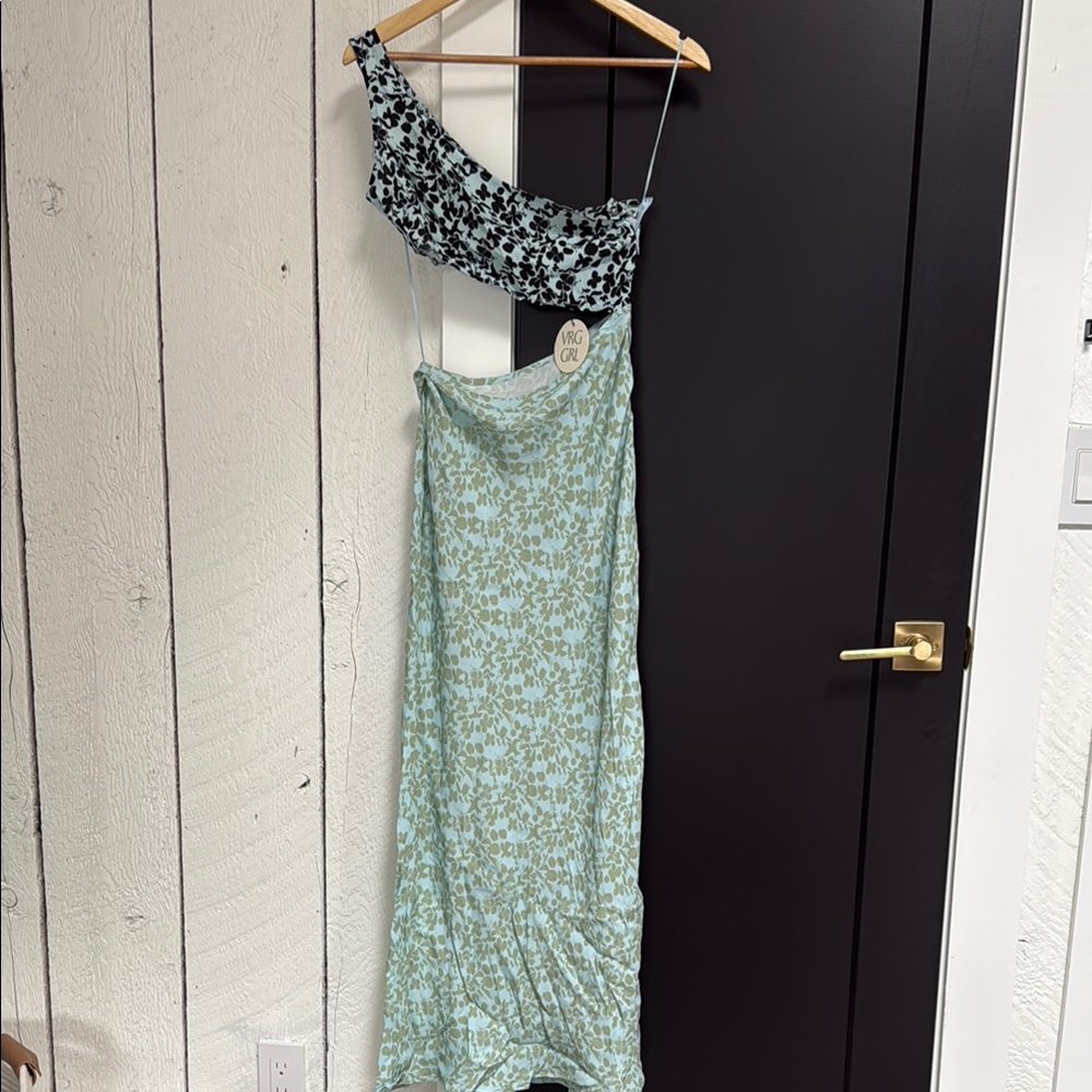 Floral One-Shoulder Maxi Dress